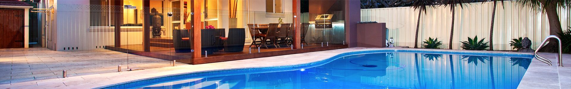 בריכת שחייה בבית פרטי מתוך נכסי פרויקט POOLGUY